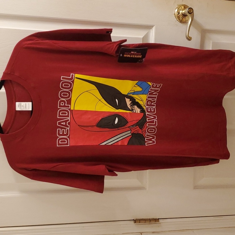 Deadpool & Wolverine Tee NWT!